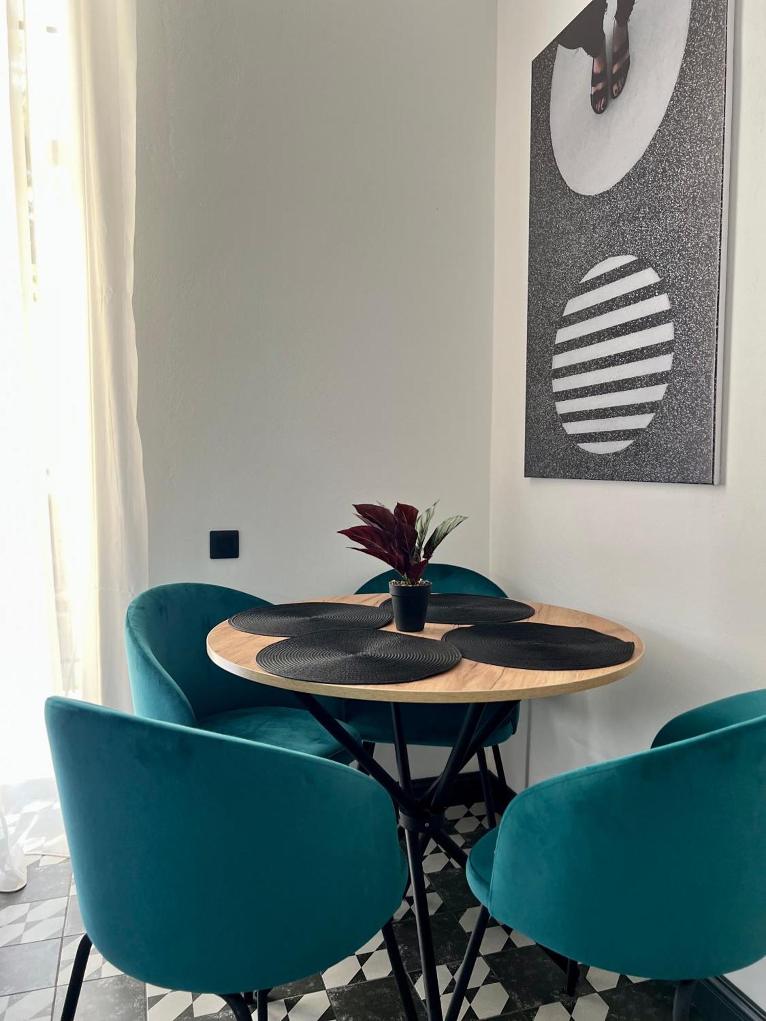 Luxembourg apartment Lviv Extérieur photo